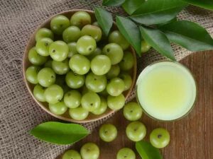 Amla: Benefits, Risks, And Dosage